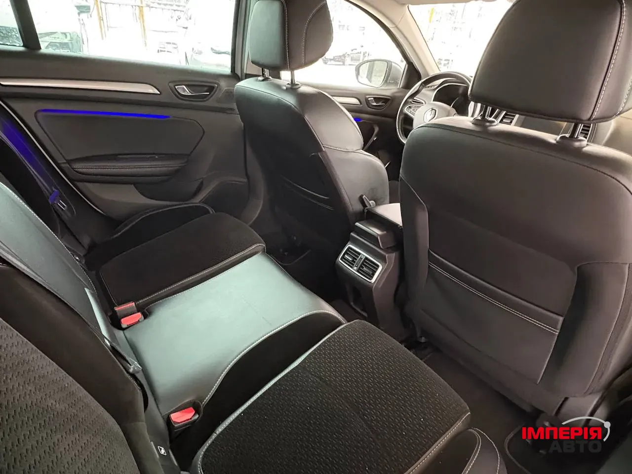 Renault Megane - фото 7