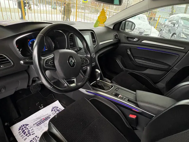 Renault Megane - фото 4