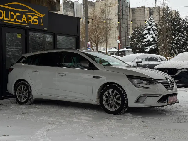 Renault Megane - фото 2