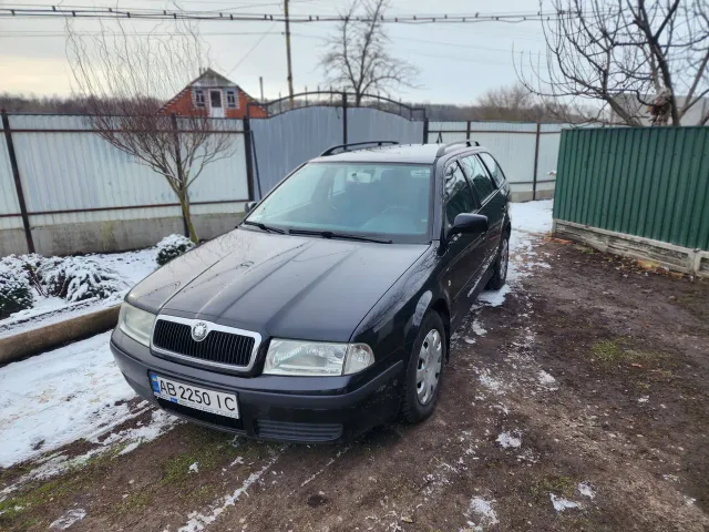 Skoda Octavia - фото 1