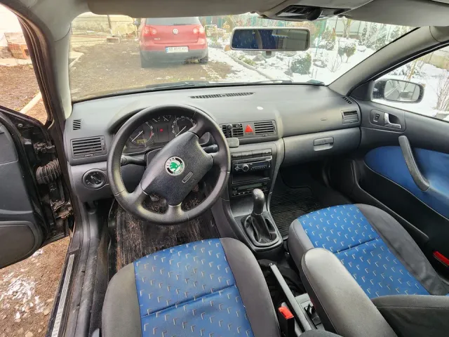 Skoda Octavia - фото 5