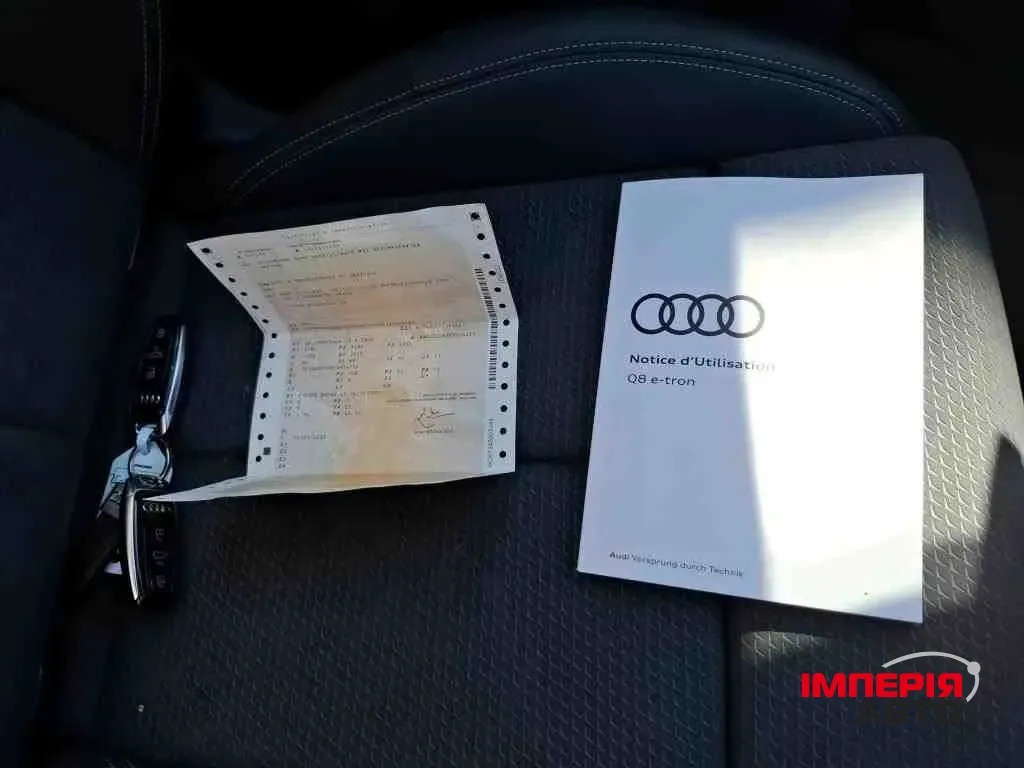 Audi Q8 Sportback e-tron - фото 6