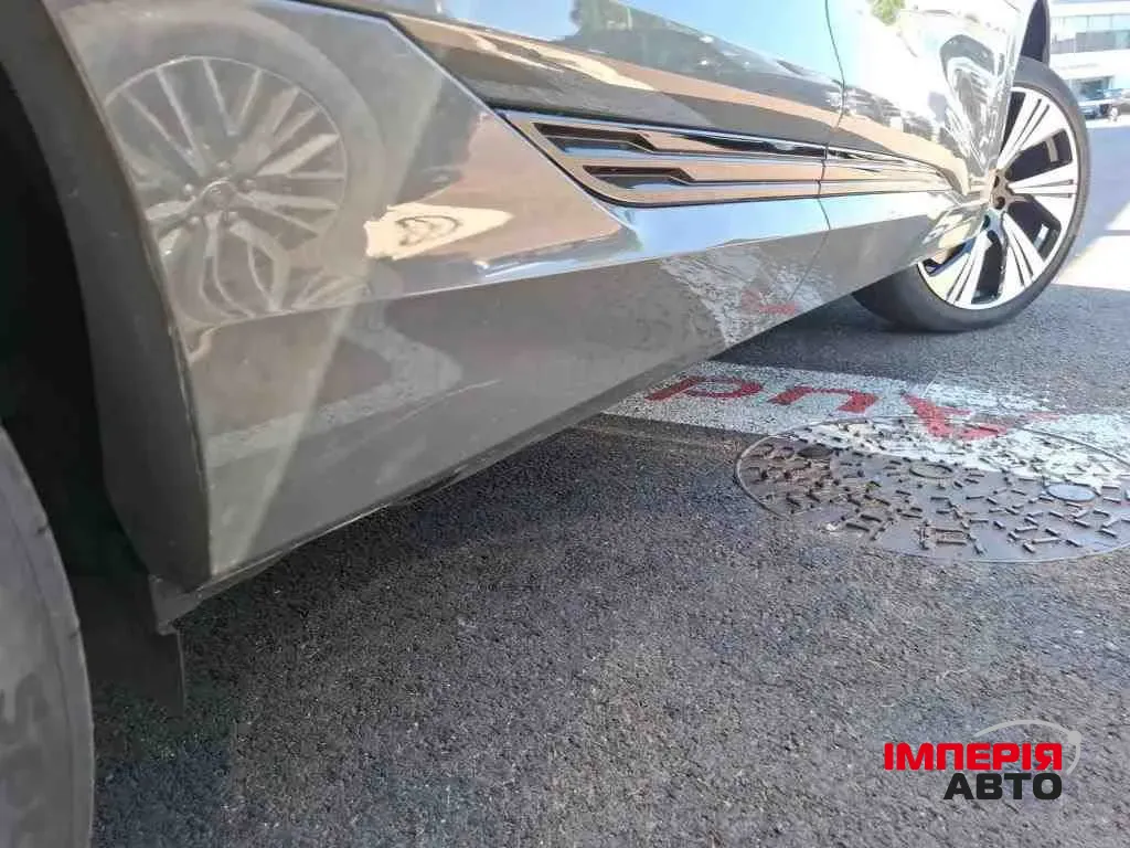 Audi Q8 Sportback e-tron - фото 15