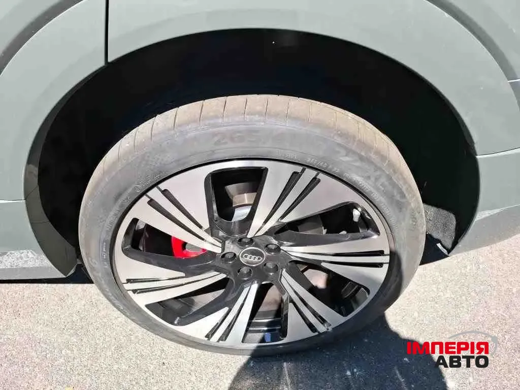 Audi Q8 Sportback e-tron - фото 3