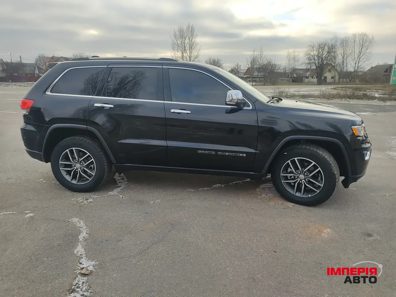 Jeep Grand Cherokee - фото 9