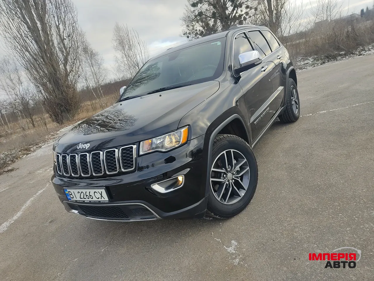 Jeep Grand Cherokee - фото 16