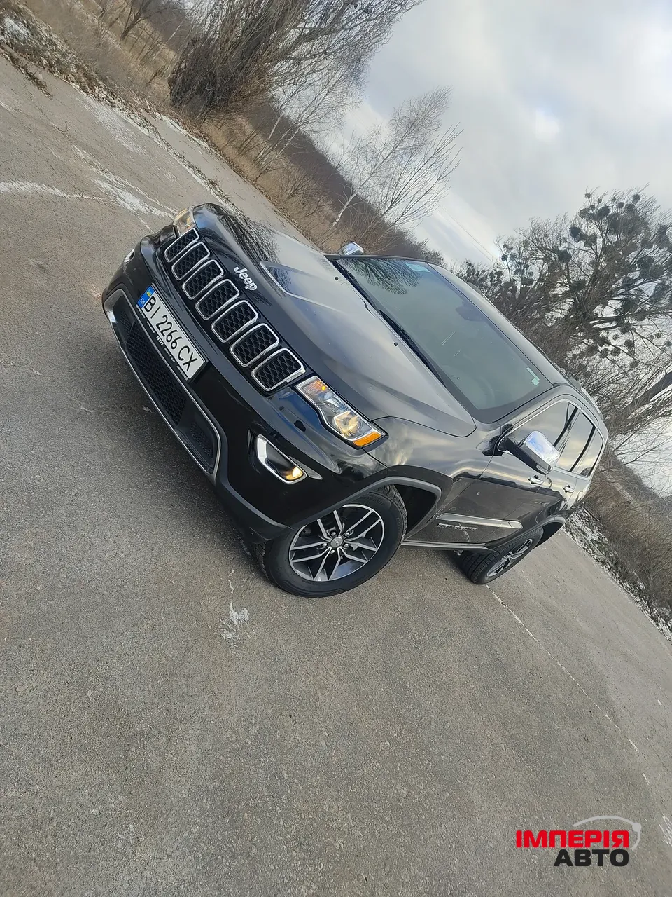 Jeep Grand Cherokee - фото 2