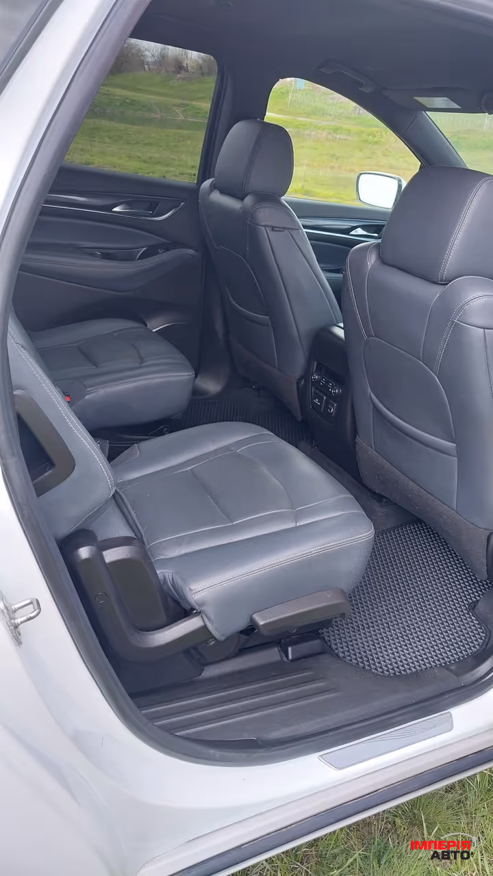 Buick Enclave - фото 9