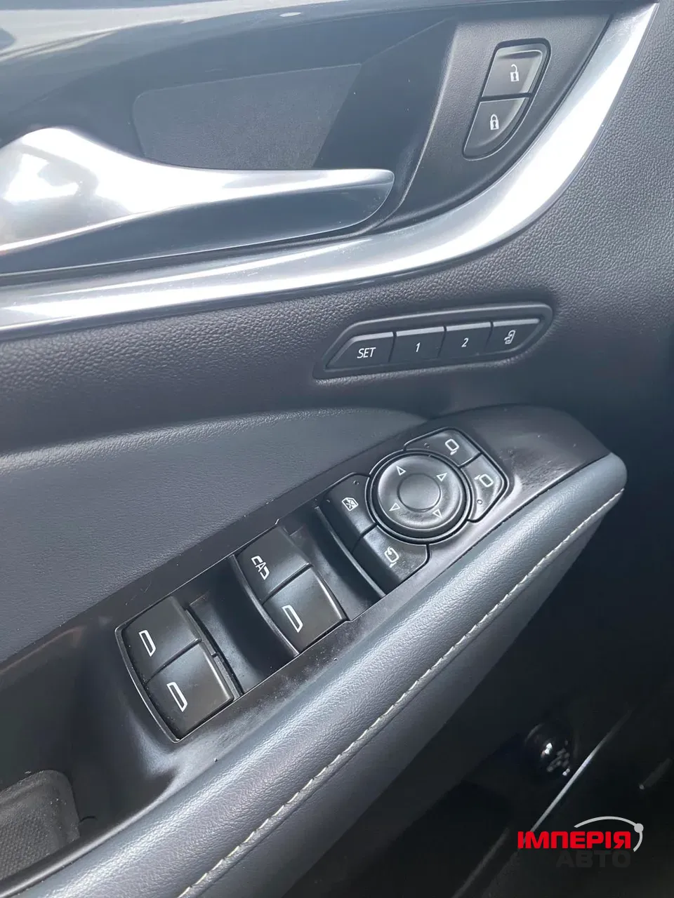 Buick Enclave - фото 31