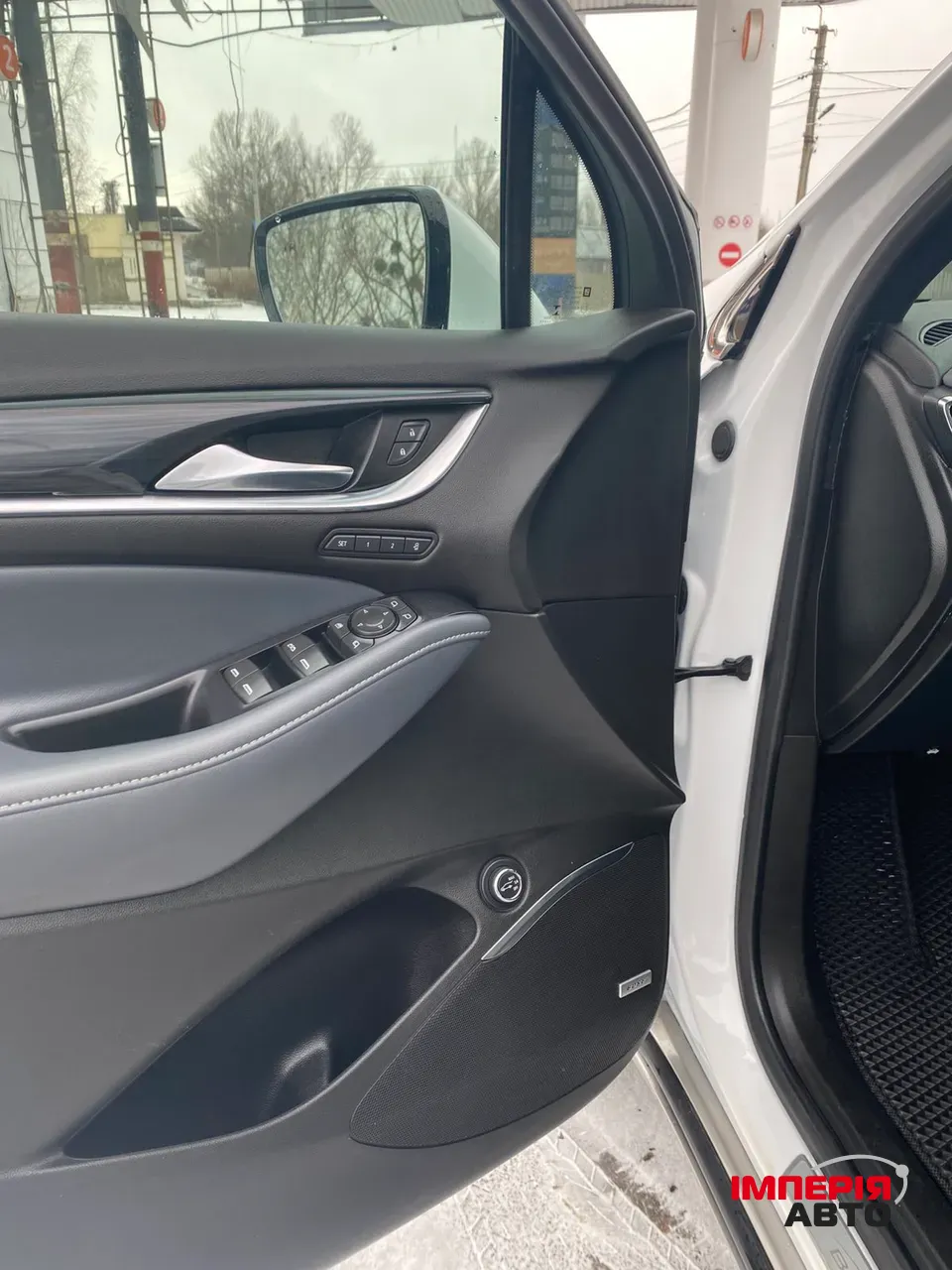 Buick Enclave - фото 23