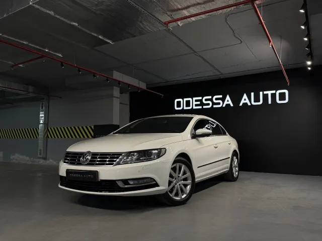 Volkswagen Passat CC - фото 1