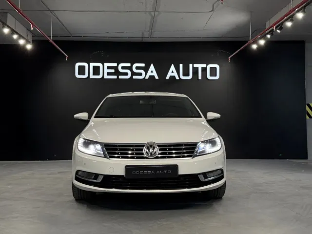 Volkswagen Passat CC - фото 2