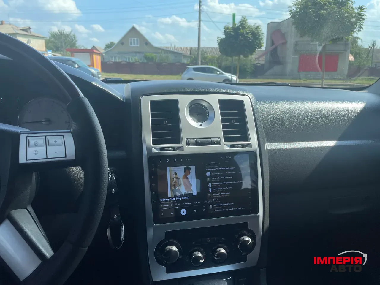 Chrysler 300C - фото 4