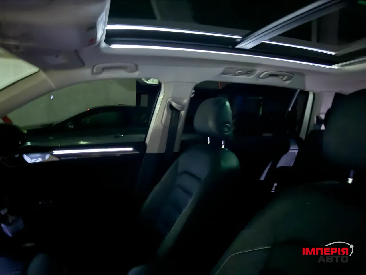 Volkswagen Tiguan - фото 24