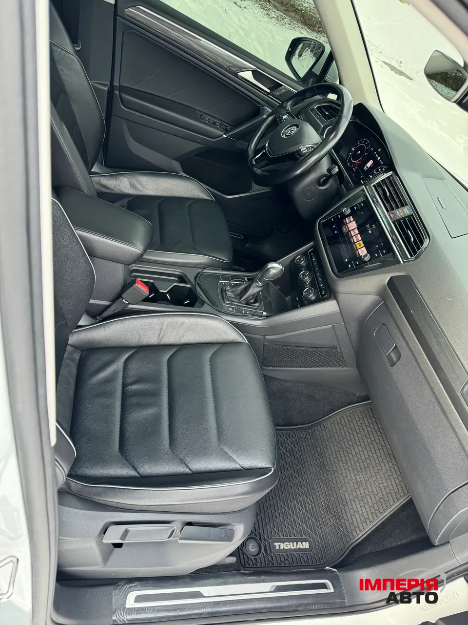 Volkswagen Tiguan - фото 16