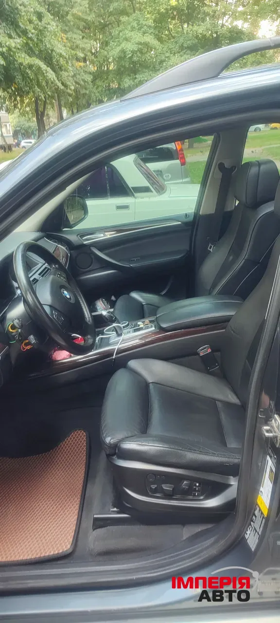 BMW X5 - фото 6