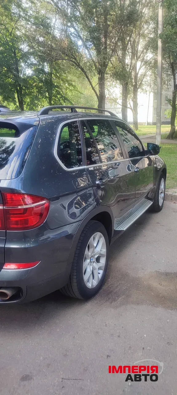 BMW X5 - фото 9