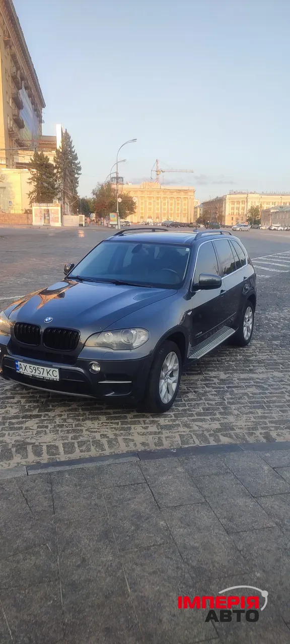 BMW X5 - фото 2