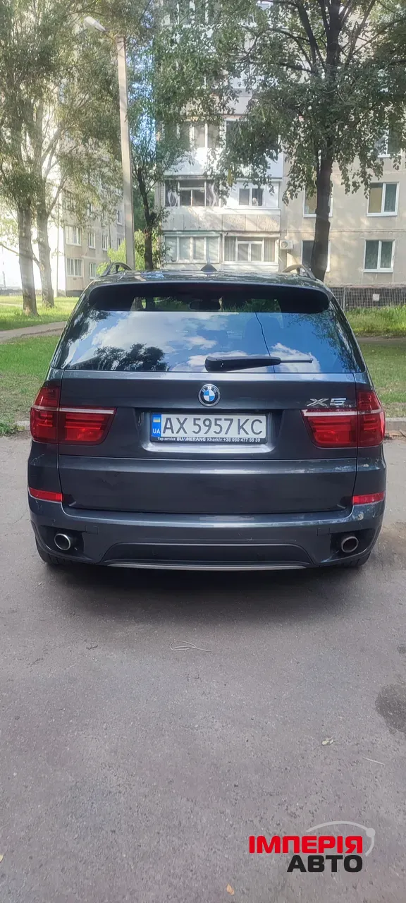 BMW X5 - фото 10