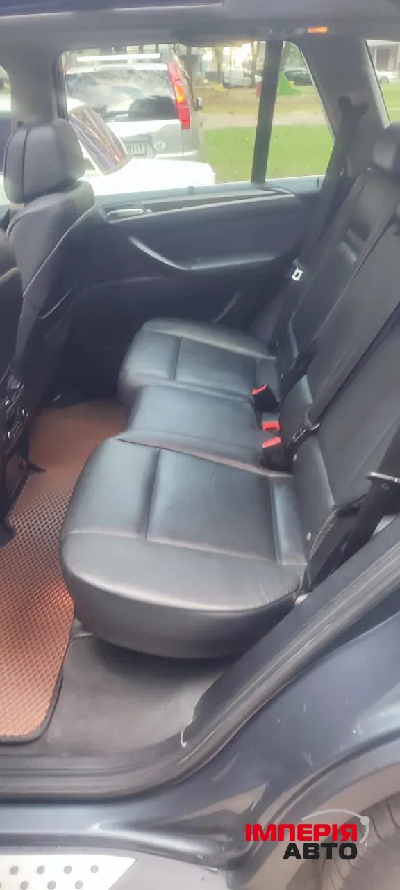 BMW X5 - фото 5