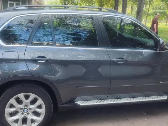 BMW X5 - фото 3