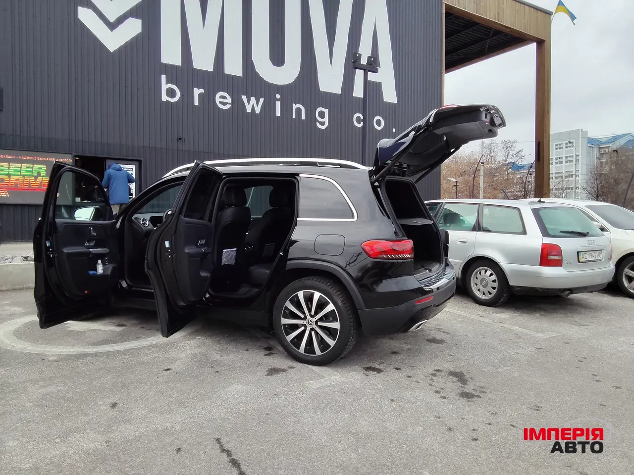 Mercedes-Benz GLB - фото 12