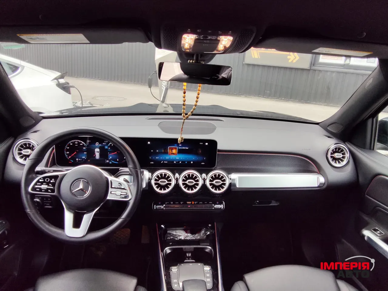 Mercedes-Benz GLB - фото 26