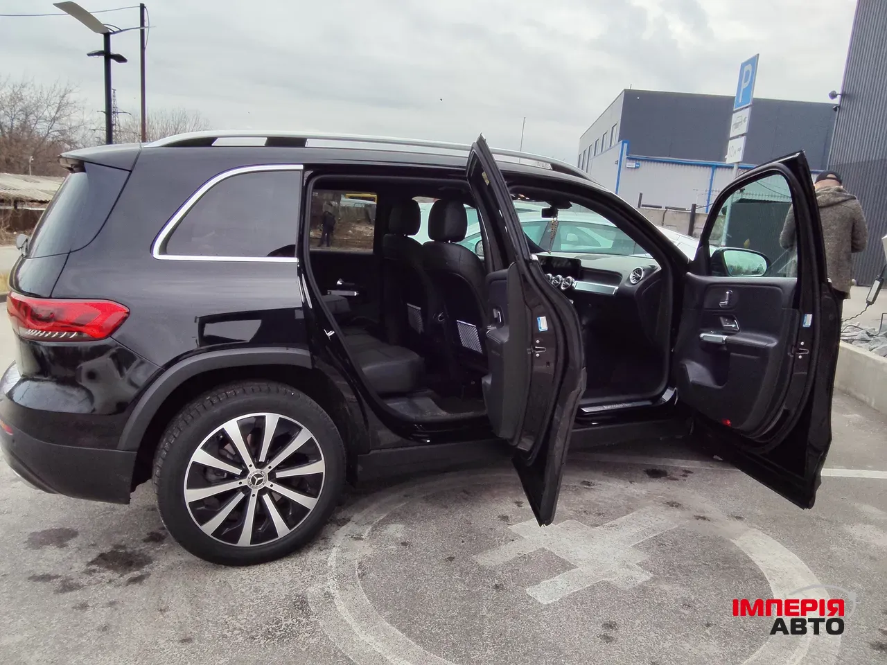 Mercedes-Benz GLB - фото 16