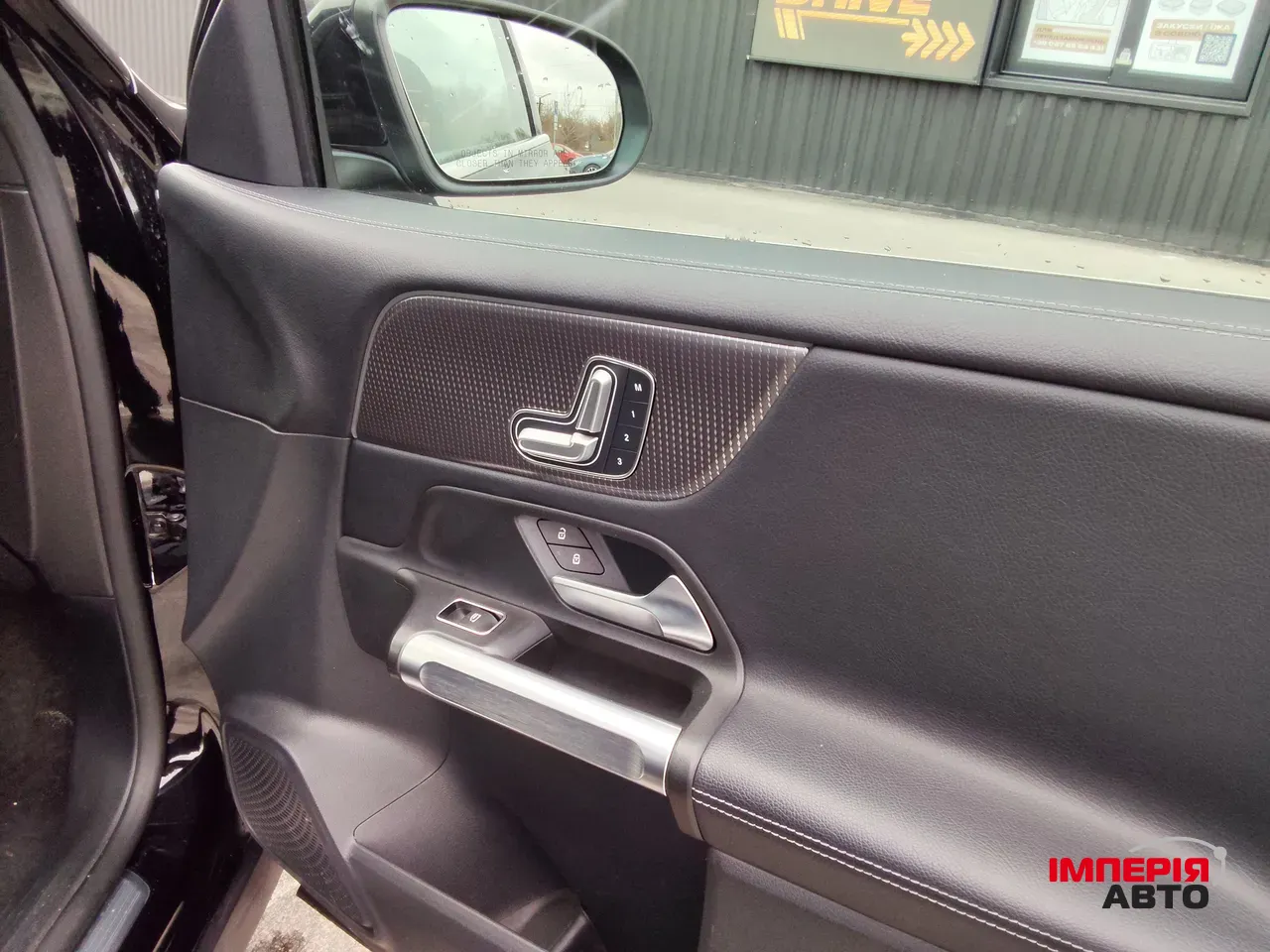 Mercedes-Benz GLB - фото 20