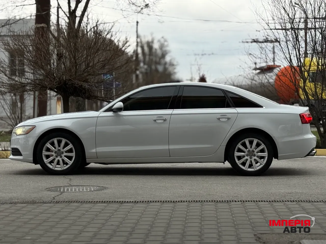 Audi A6 - фото 2