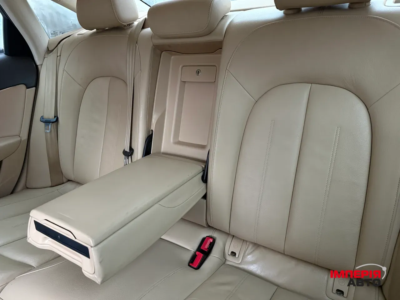 Audi A6 - фото 13