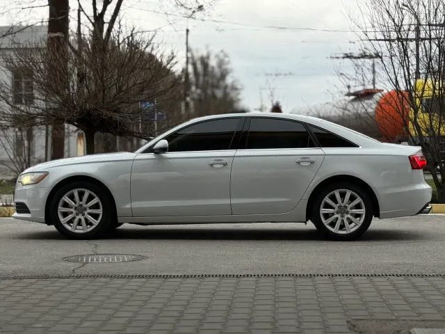 Audi A6 - фото 2