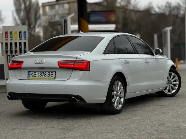 Audi A6 - фото 5