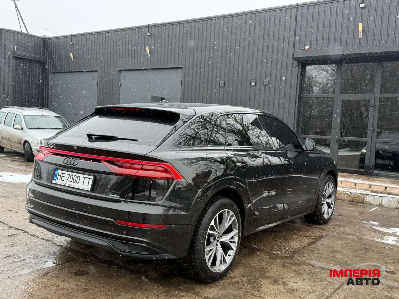Audi Q8 - фото 16