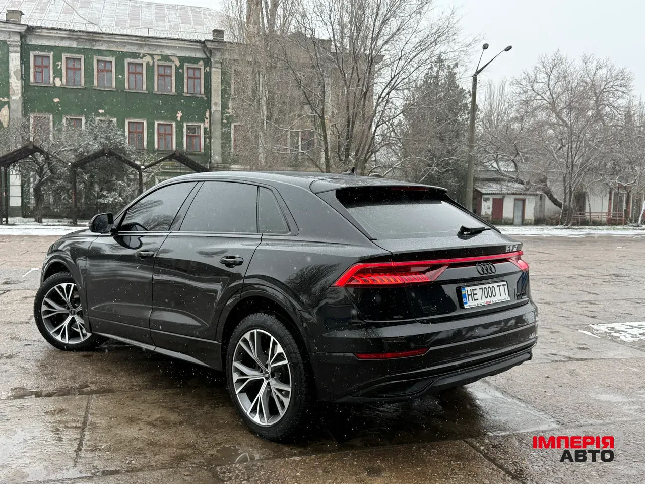 Audi Q8 - фото 7