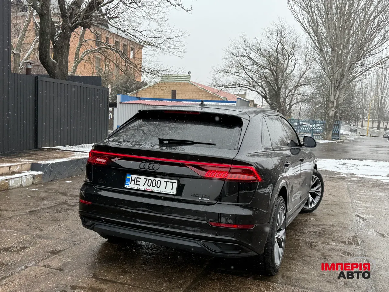 Audi Q8 - фото 5