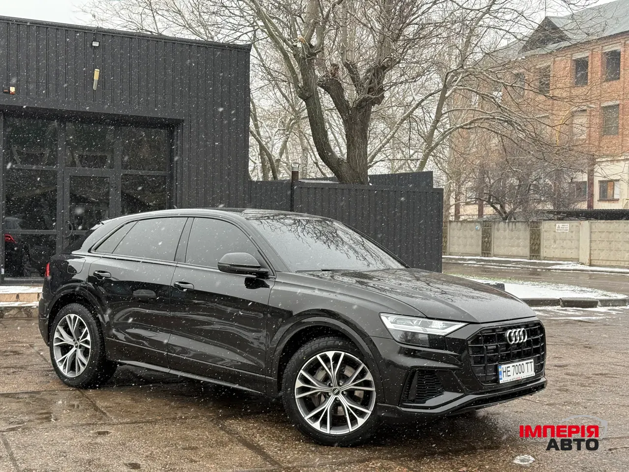 Audi Q8 - фото 42