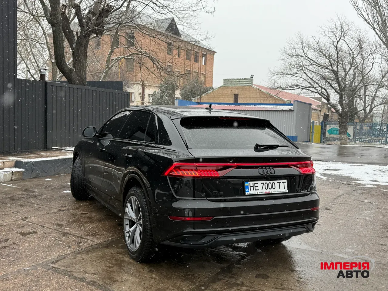 Audi Q8 - фото 25