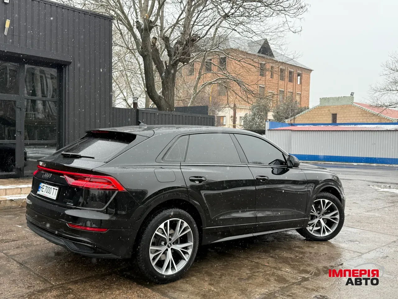 Audi Q8 - фото 4