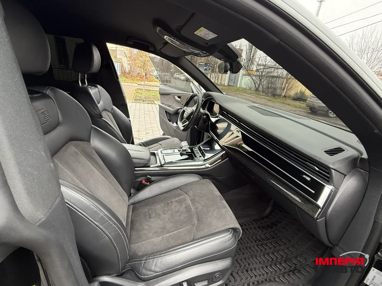 Audi Q8 - фото 52