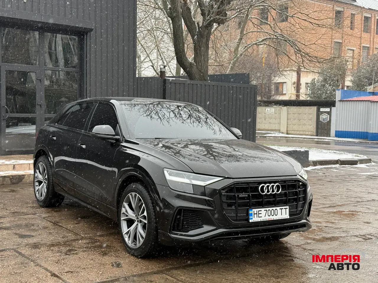 Audi Q8 - фото 14