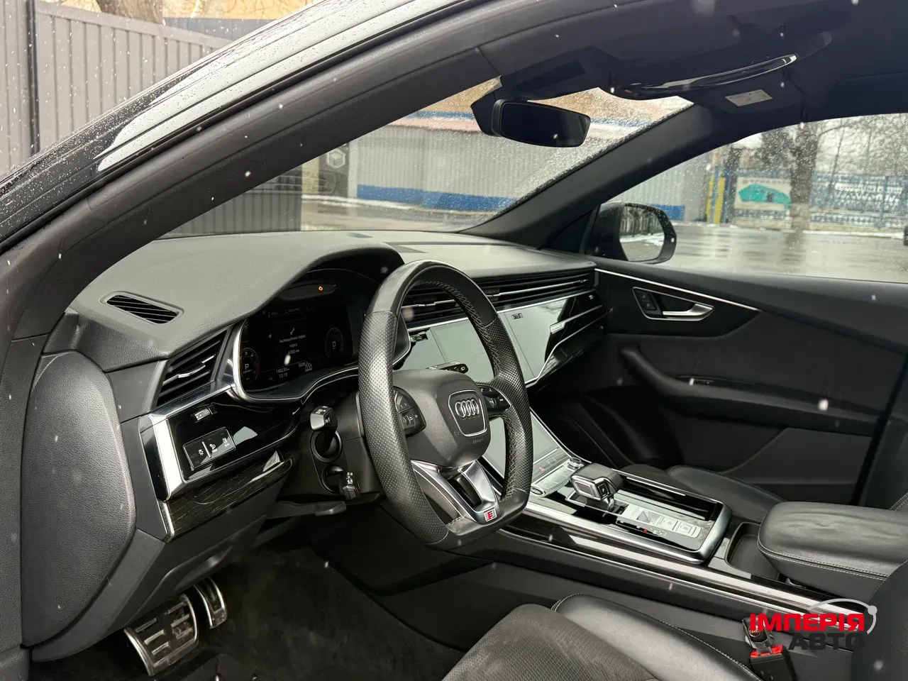 Audi Q8 - фото 19