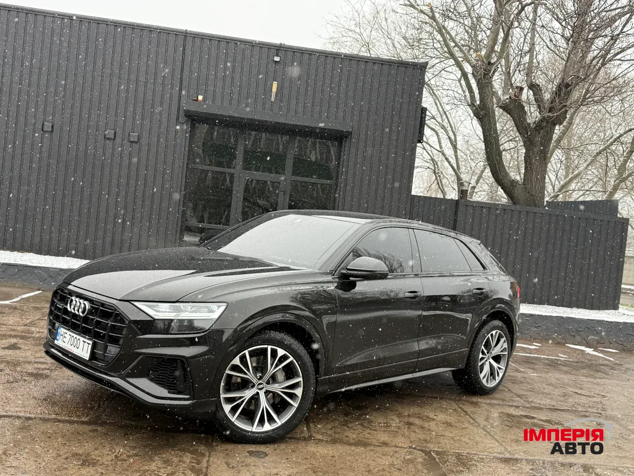 Audi Q8 - фото 36