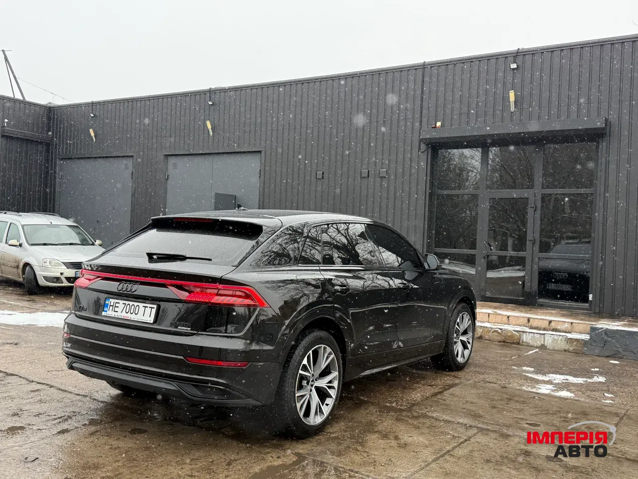 Audi Q8 - фото 17