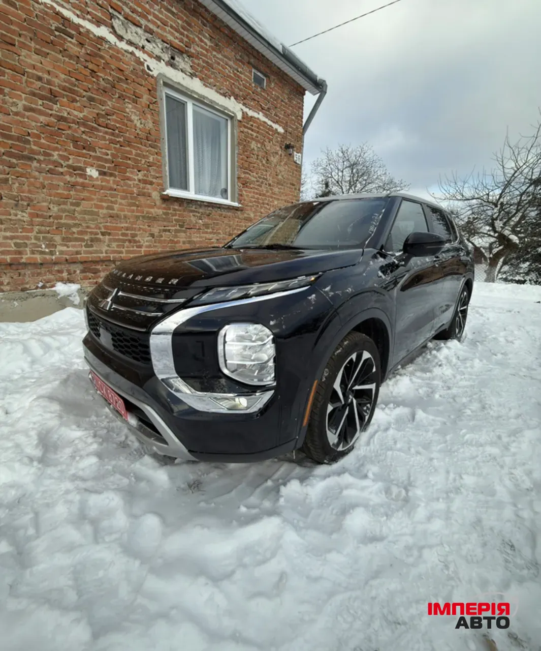 Mitsubishi Outlander - фото 2