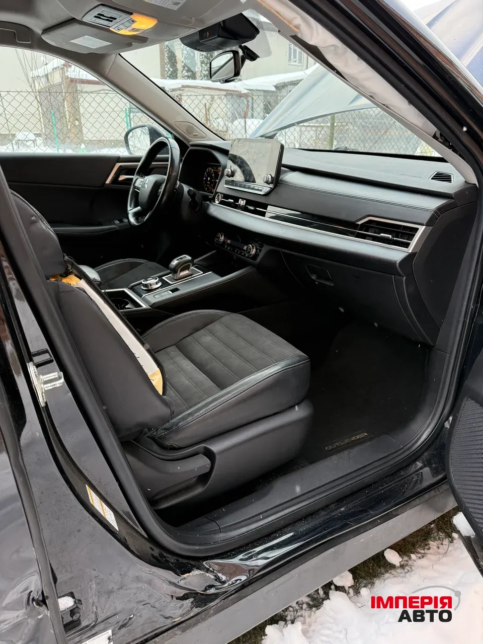 Mitsubishi Outlander - фото 15