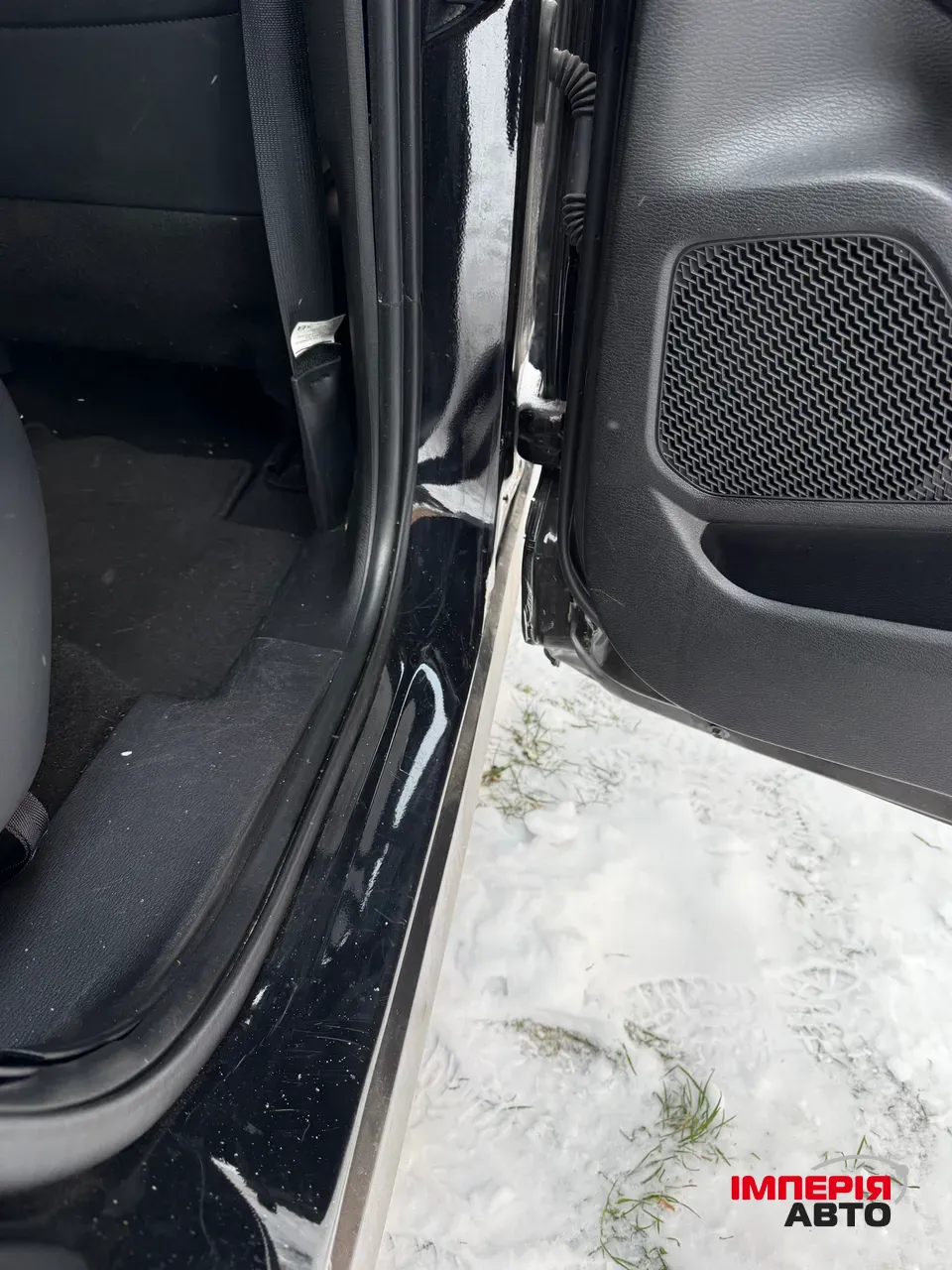 Mitsubishi Outlander - фото 25