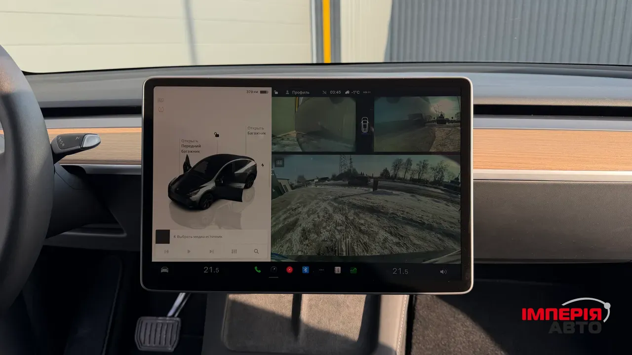 Tesla Model Y - фото 30