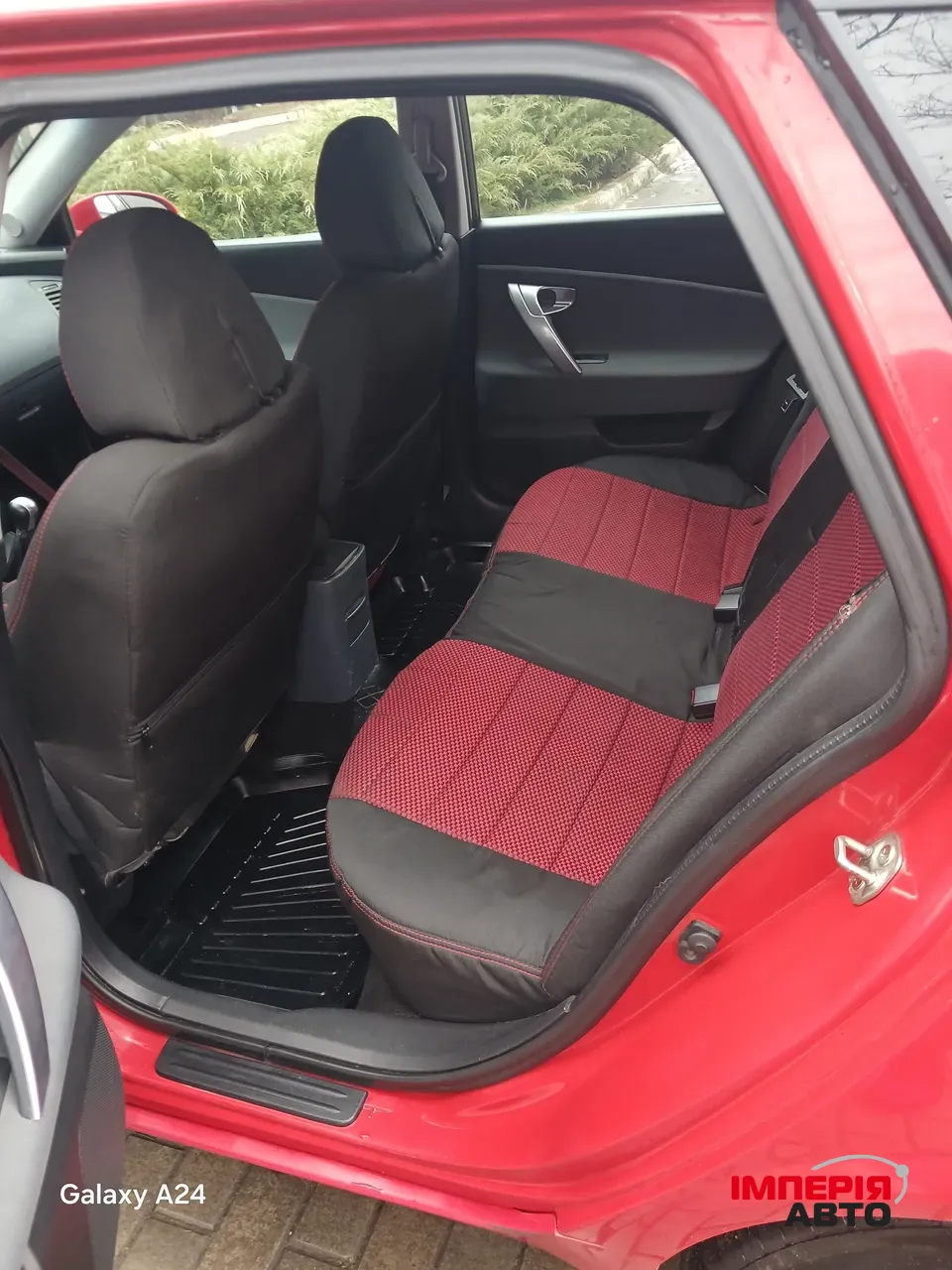 Nissan Primera - фото 8