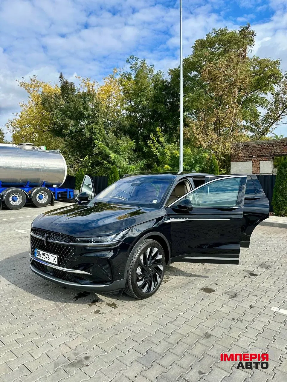 Lincoln Nautilus - фото 29